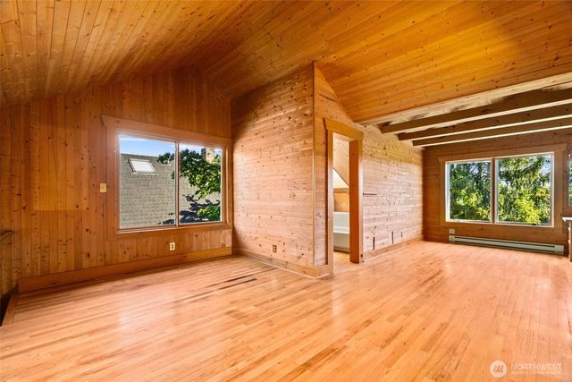 515 N 41st Street, Seattle, WA 98103