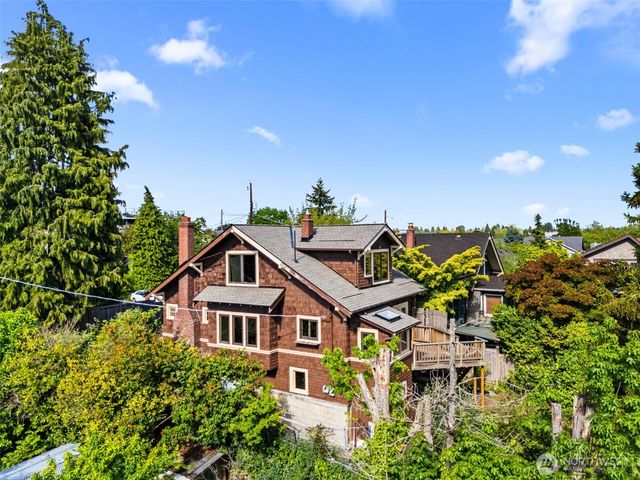 515 N 41st Street, Seattle, WA 98103