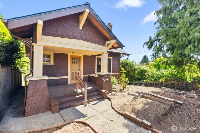 515 N 41st Street, Seattle, WA 98103