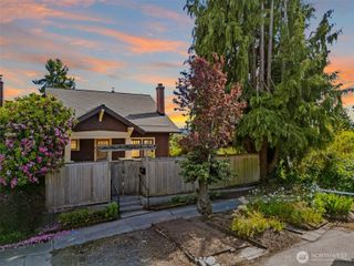 515 N 41st Street, Seattle, WA 98103