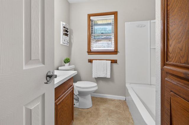 2027 Ottawa Lane, Houston, TX 77043