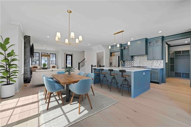 6115 Catalina Street, Fairway, KS 66205