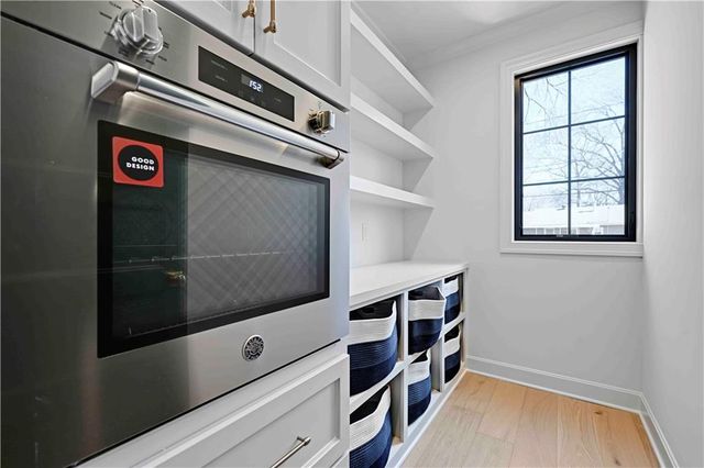 6115 Catalina Street, Fairway, KS 66205