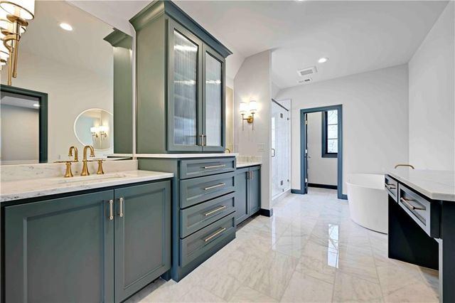 6115 Catalina Street, Fairway, KS 66205