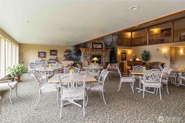 1548 River Road #302, Longview, WA 98632