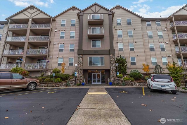 1548 River Road #302, Longview, WA 98632