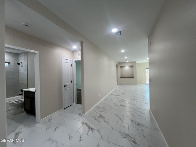 3820 Surmise Street, El Paso, TX 79938