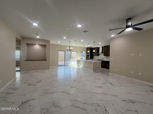 3820 Surmise Street, El Paso, TX 79938