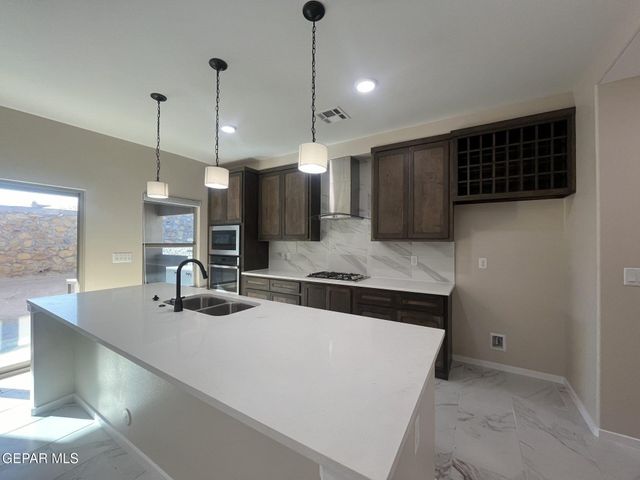 3820 Surmise Street, El Paso, TX 79938