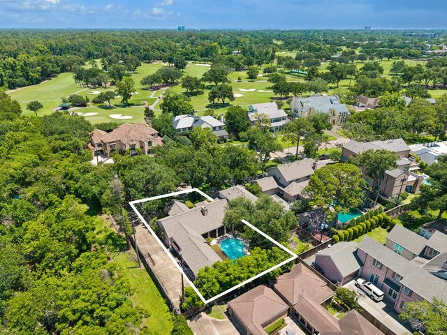 802 Briar Ridge Drive, Houston, TX 77057