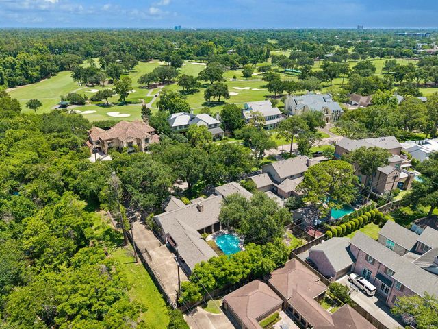 802 Briar Ridge Drive, Houston, TX 77057