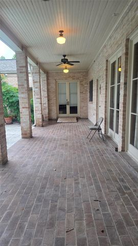 802 Briar Ridge Drive, Houston, TX 77057