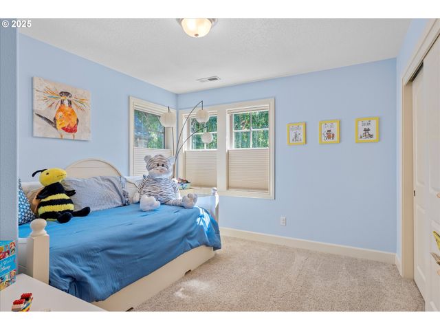 7029 Sw CEDAR POINTE Dr, Wilsonville, OR 97070