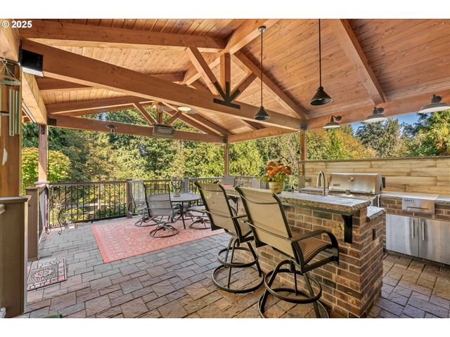 7029 Sw CEDAR POINTE Dr, Wilsonville, OR 97070