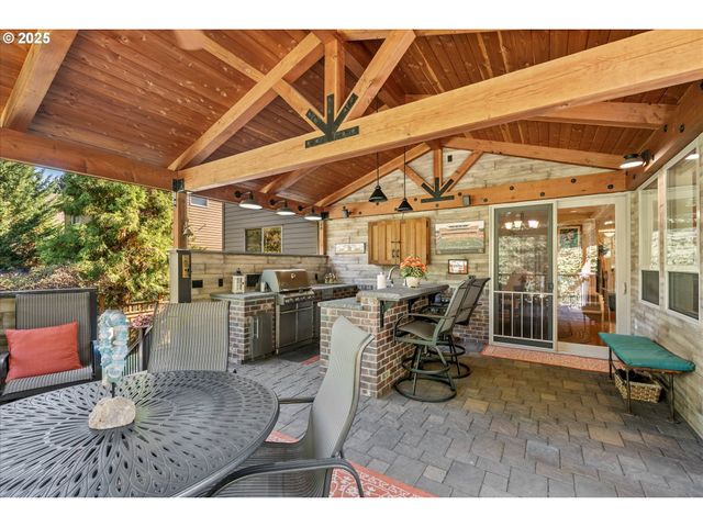 7029 Sw CEDAR POINTE Dr, Wilsonville, OR 97070