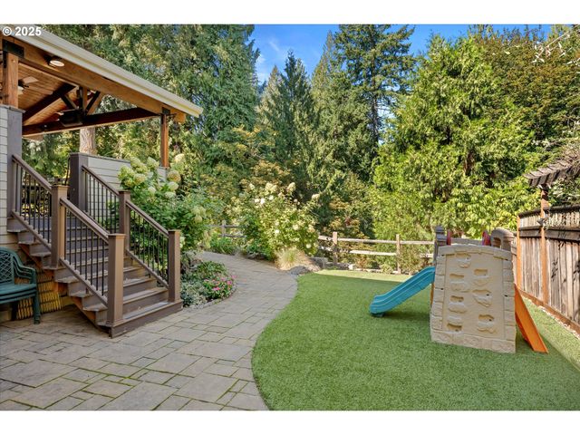 7029 Sw CEDAR POINTE Dr, Wilsonville, OR 97070