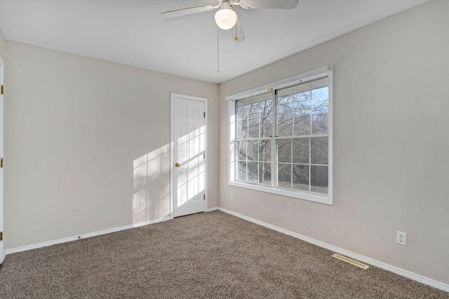 5911 S Farm Rd 157, Springfield, MO 65810