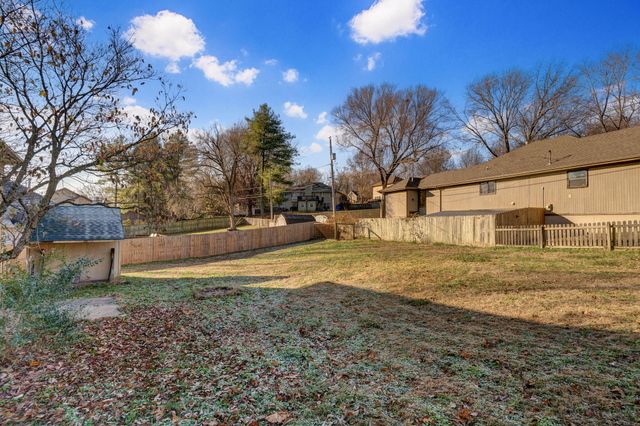 5911 S Farm Rd 157, Springfield, MO 65810