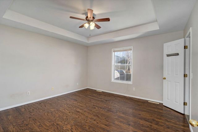 5911 S Farm Rd 157, Springfield, MO 65810