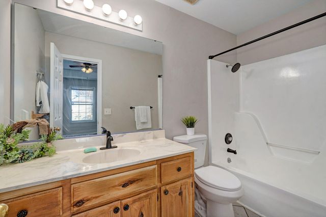 5911 S Farm Rd 157, Springfield, MO 65810