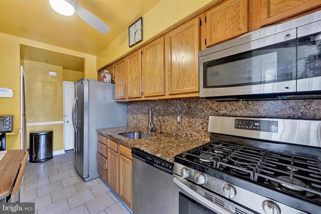 1386 PENTWOOD ROAD, Baltimore, MD 21239