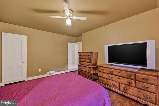 1386 PENTWOOD ROAD, Baltimore, MD 21239