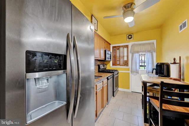 1386 PENTWOOD ROAD, Baltimore, MD 21239