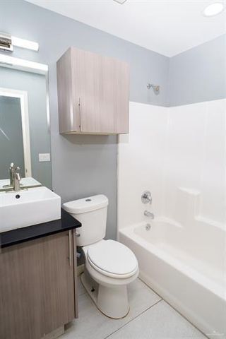 1421 W Harrison Avenue 6, Alton, TX 78573