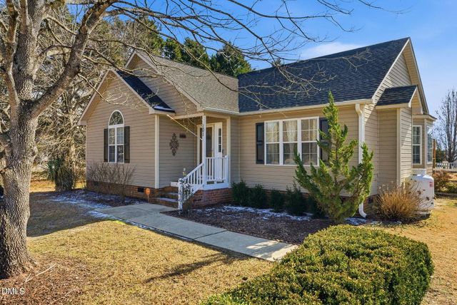 101 White Water Court, Benson, NC 27504