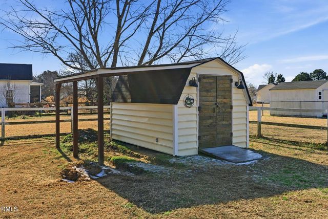 101 White Water Court, Benson, NC 27504