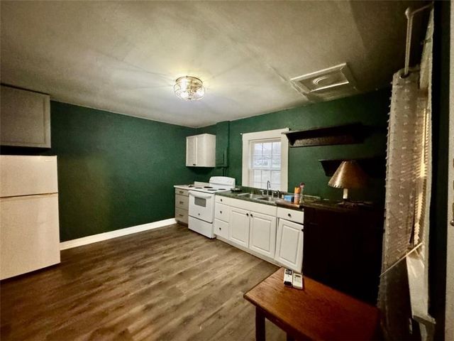 930 Cantrell Road, Marble Hill, GA 30148