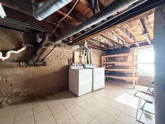 32 Harding Ave, Malden, MA 02148