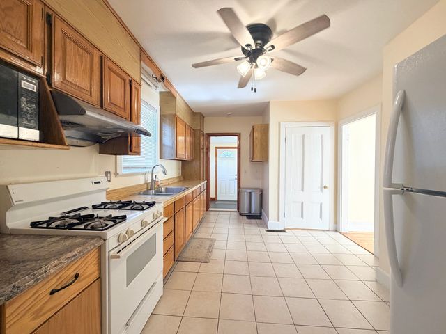 32 Harding Ave, Malden, MA 02148