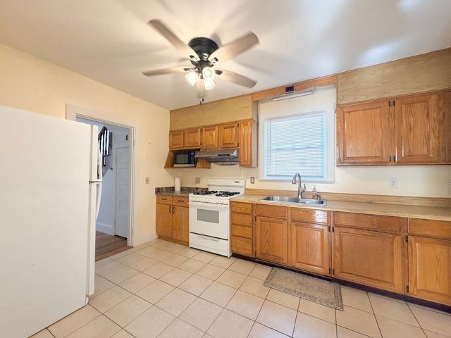 32 Harding Ave, Malden, MA 02148