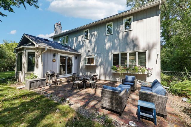 5551 W 93rd Street, Bloomington, MN 55437