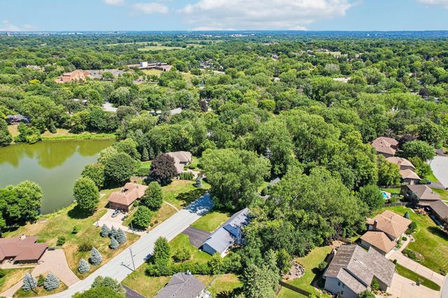 5551 W 93rd Street, Bloomington, MN 55437