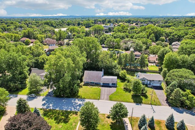 5551 W 93rd Street, Bloomington, MN 55437