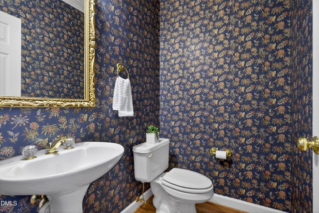 105 Headlands Lane, Cary, NC 27518