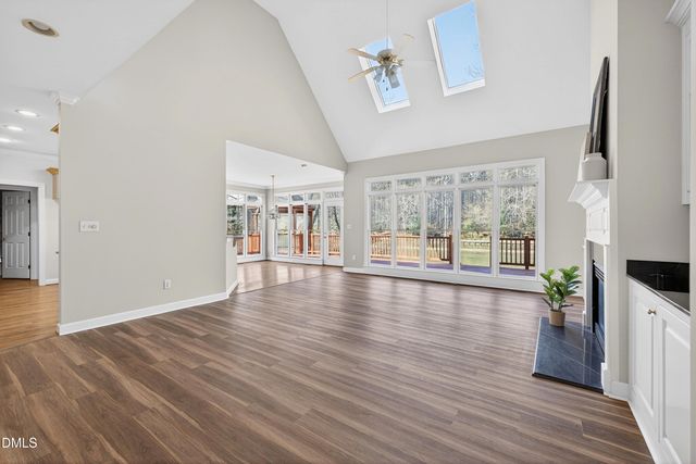 105 Headlands Lane, Cary, NC 27518