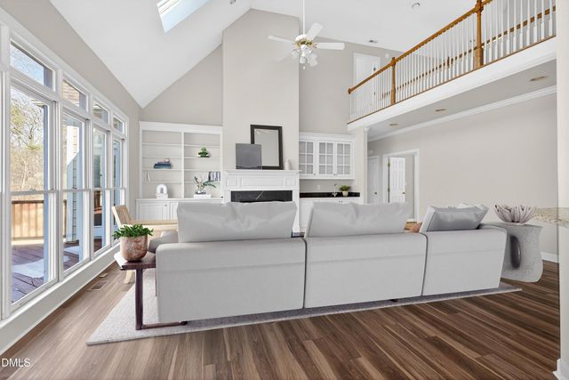 105 Headlands Lane, Cary, NC 27518