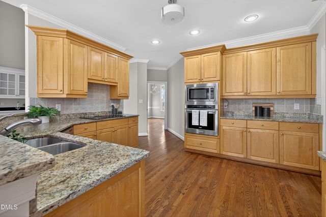 105 Headlands Lane, Cary, NC 27518