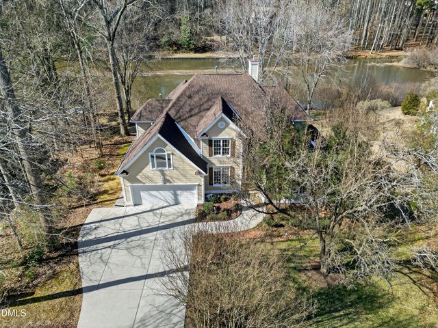 105 Headlands Lane, Cary, NC 27518