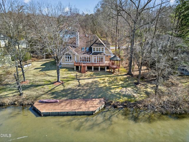 105 Headlands Lane, Cary, NC 27518