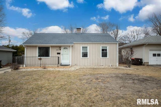821 W RIDGE Road, Peoria, IL 61614