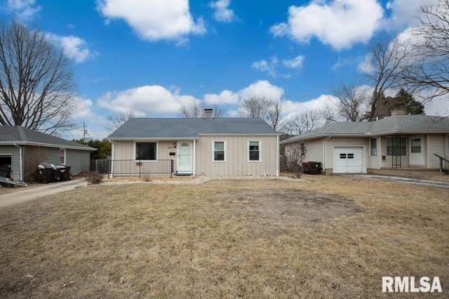 821 W RIDGE Road, Peoria, IL 61614