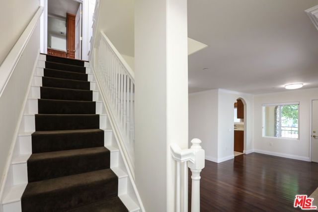 1171 FRANKLIN Street 104, Santa Monica, CA 90403