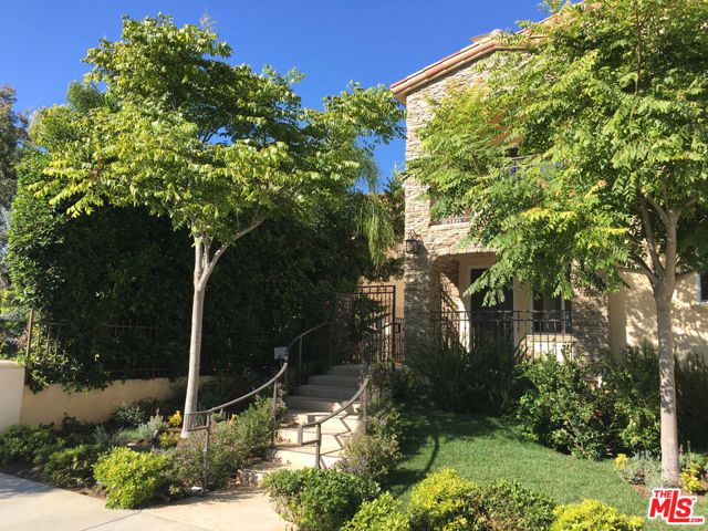 1171 FRANKLIN Street 104, Santa Monica, CA 90403