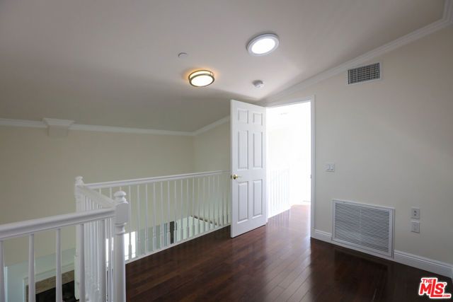 1171 FRANKLIN Street 104, Santa Monica, CA 90403