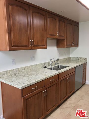 1171 FRANKLIN Street 104, Santa Monica, CA 90403