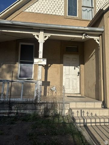 2214 OGDEN AVE, Ogden, UT 84401